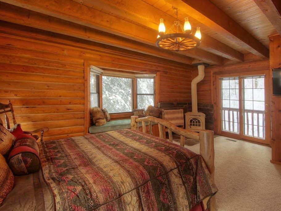 Log Cabin On The Stream Sundance, Utah Exterior photo
